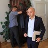 22 dni po napadu na župana že pred sodnico